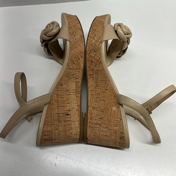 Kate Spade Jill Wedges Heels Shoes Open Toe Leather Floral Rosette Tan Nude 7 - Picture 8 of 11